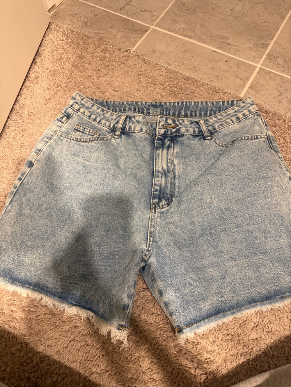 Womens High-Rise Denim Shorts mom length xl